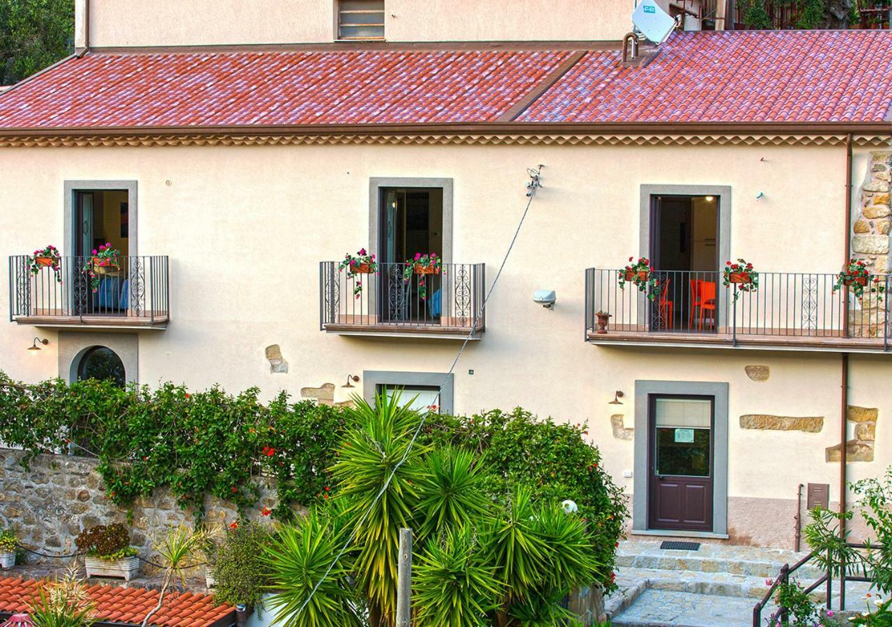 B&B Loreto Sant'Angelo di Brolo Εξωτερικό φωτογραφία